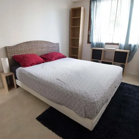 Appartamento Beautiful Apt With Balcony Near Canal De L'ourcq